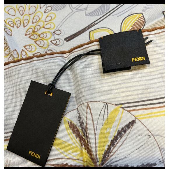 Fendi Scarf Logo & Floral Print 100% Silk Yellow Browns & White Scarf NWT - Picture 4 of 6